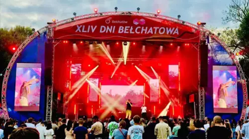 24x BarFX 800 IP65 serii flashART inACTION!