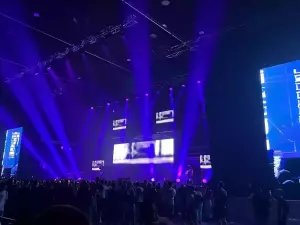 Produktion von Target Sound Finale der „Notes from Landara“-Tour