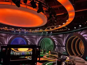 68x StrobeFX 1000 IP65 im Programm „Awantura o kasę”