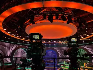 68x StrobeFX 1000 IP65 en el programa „Awantura o kasę”