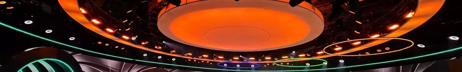 68x StrobeFX 1000 IP65 en el programa „Awantura o kasę”