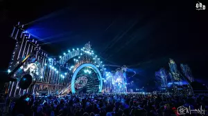 New Year's Eve Power of Hits with Green Beam Design