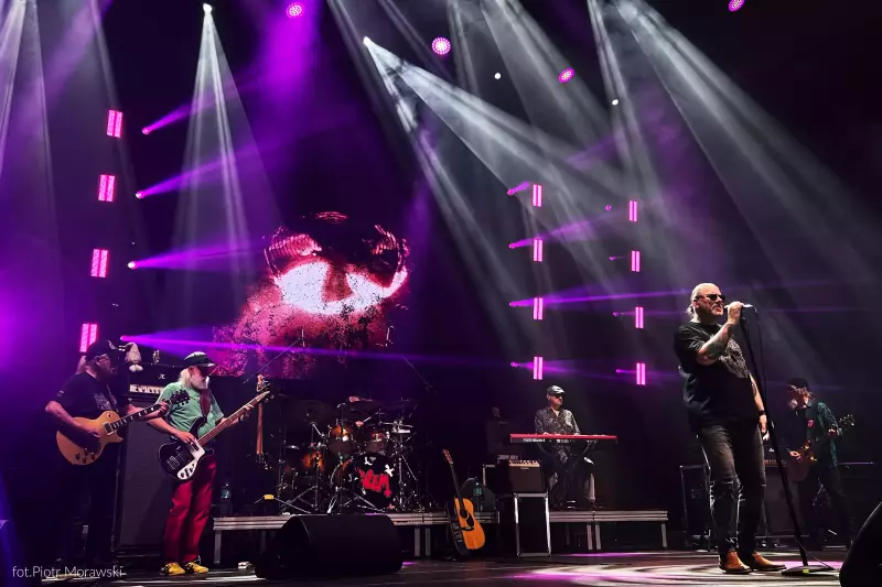 Reportaje fotográfico del concierto del grupo Dżem - Łódź Atlas Arena