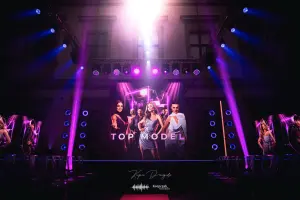 FLASH ART and FLASH EVENT at the Top Model Season 15 Press Event
